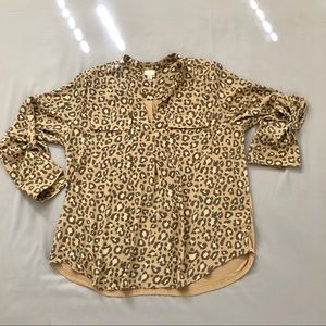 A New Day | Grey/beige animal print blouse sz XXL